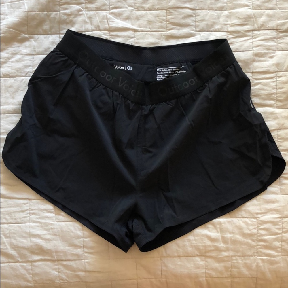 Outdoor Voices The Run 2.5” short